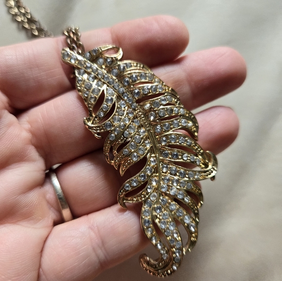 Leaf or Feather Necklace Rhinestones Gold Tone Chain Long Fall Fashion Jewelry - Picture 4 of 15